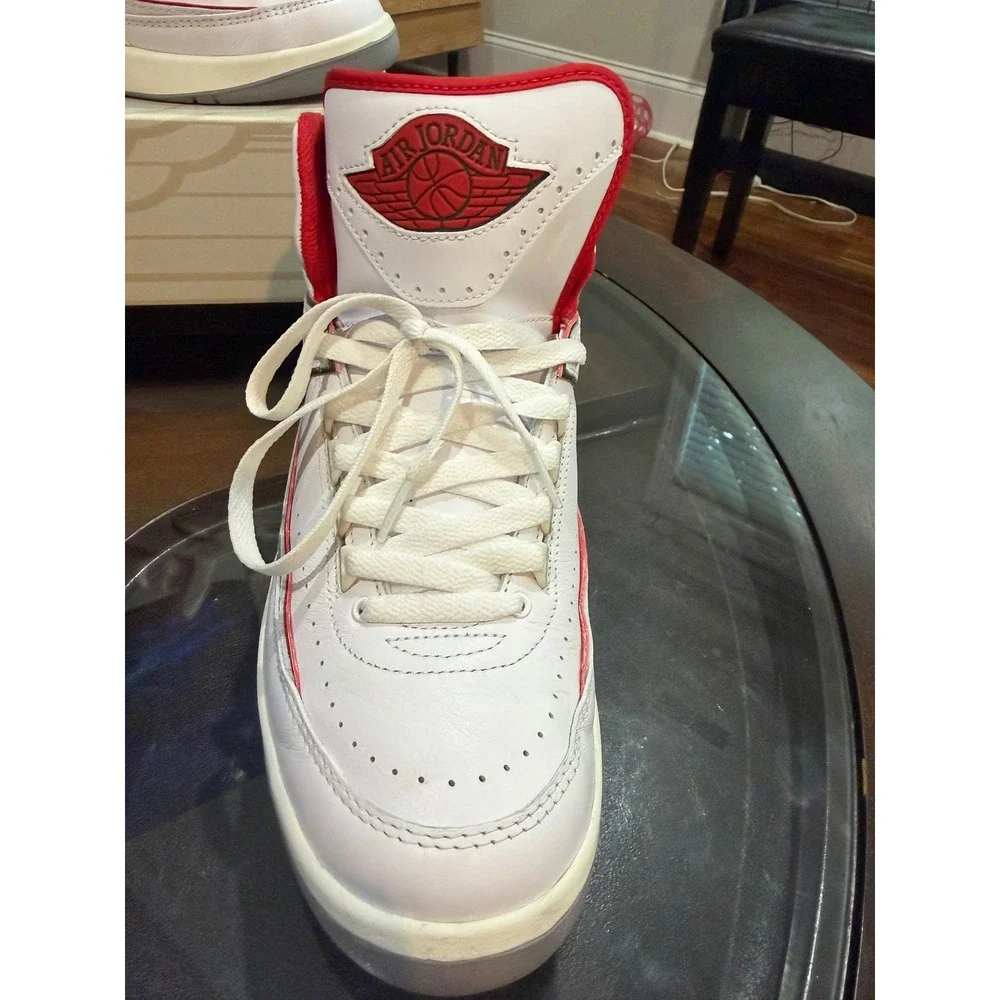 Air Jordan 2 Retro Christmas White Red Green Mens Sneakers DV9956-100 Size 10.5